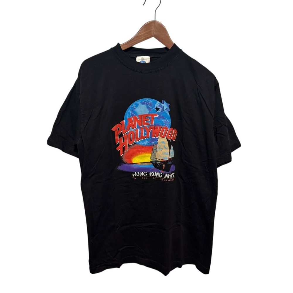 🌎 Vintage 1997 Planet Hollywood Hong Kong T-Shirt size XL